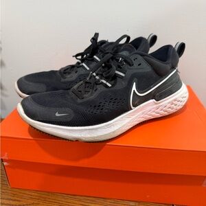 Nike Black and White React Miler 2 Running Shoes